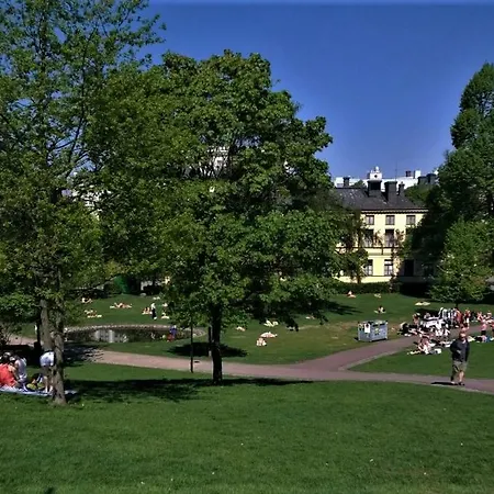 Huoneisto Downtown With Sea View